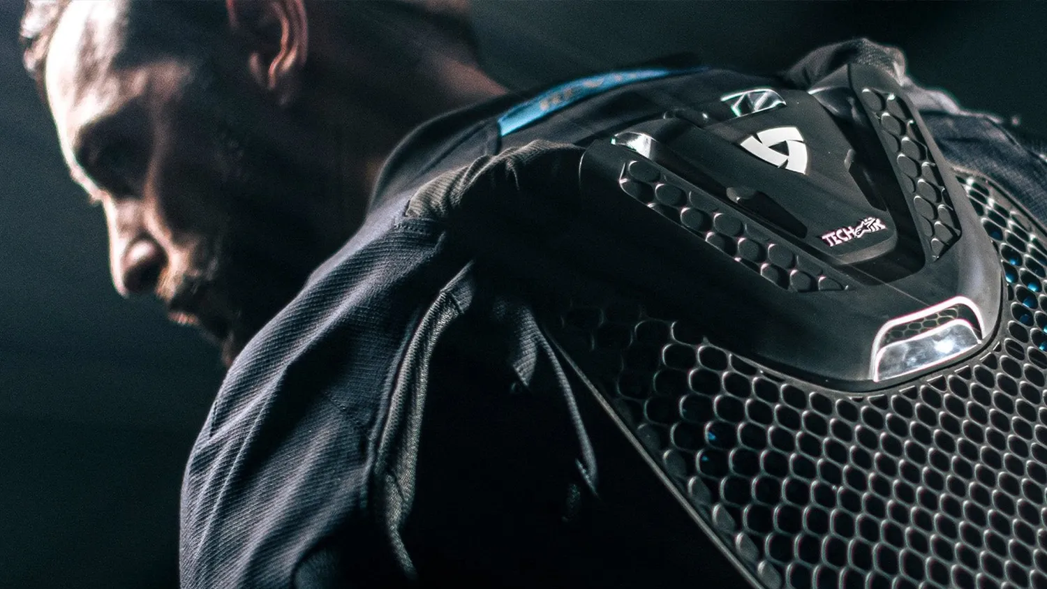 Călătoriți în Siguranță cu Noul Airbag Moto REV