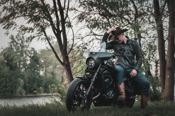 Îmbrăcăminte & Încălțăminte Cowboy