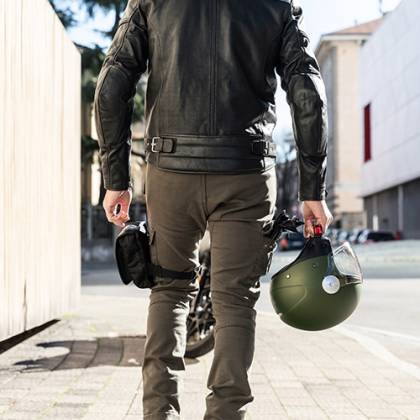 Borsetă pentru Coapsă GIVI CRM104 3L · Negru / Maro  - 1