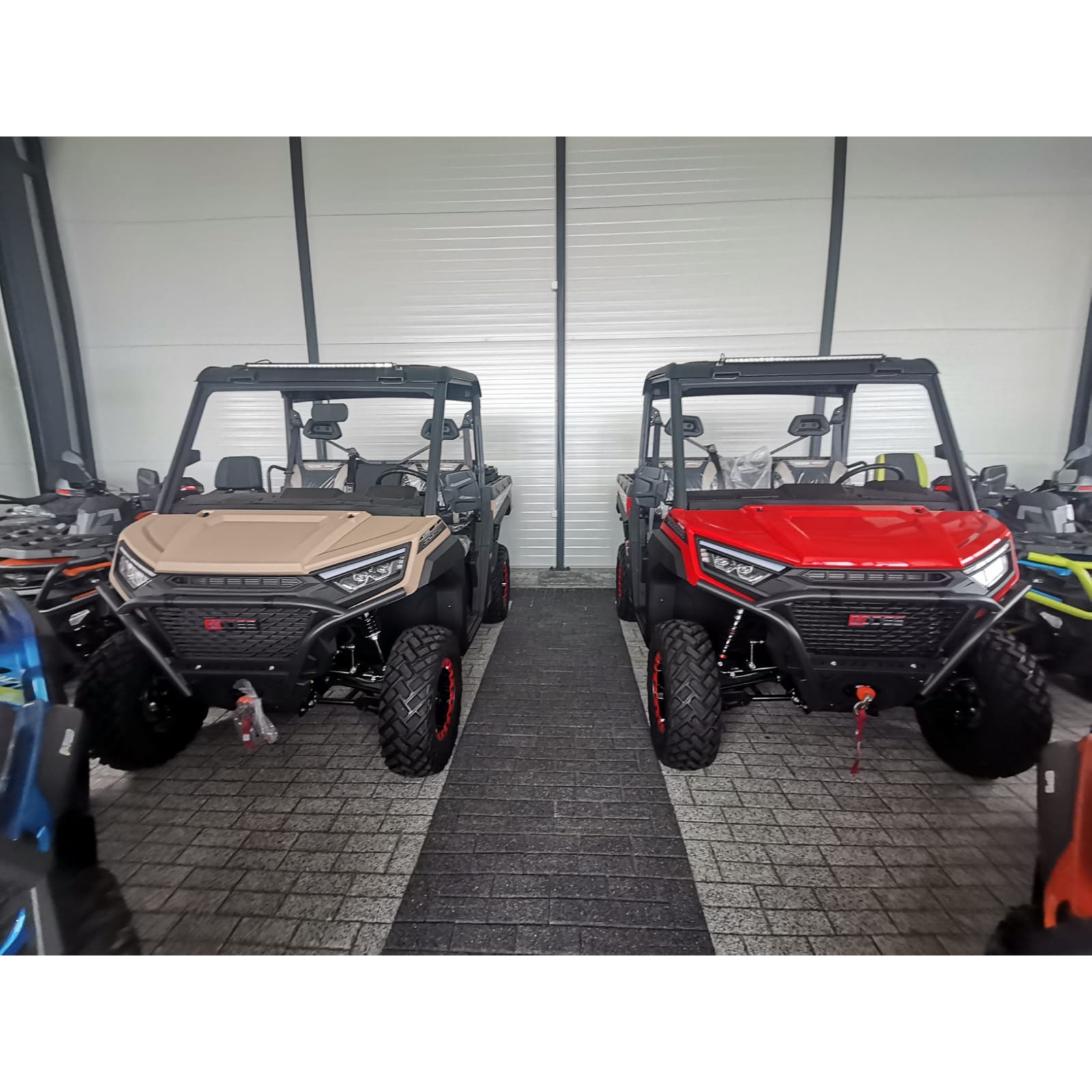 UTV AODES WORKCROSS 650-3 BASIC, 54 CP, 40kW, 2WD/4WD, T3B · Maro  - 8