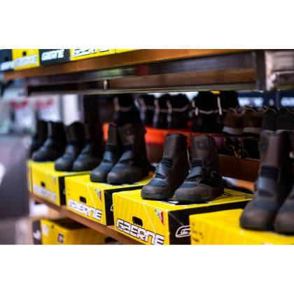 Ghete Moto Sport - Touring cu DryTech GAERNE G-STELVIO · Negru / Maro  - 2