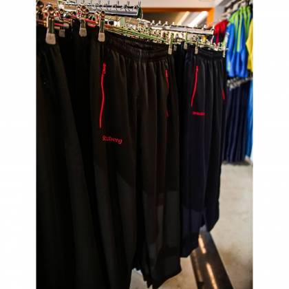 Pantaloni Trening STRINDBERG 2135 · Negru / Roșu  - 1