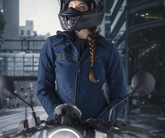 Echipamente Moto pentru Dame